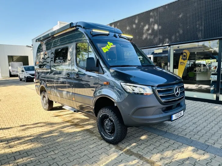 Fahrzeugbild Yucon K-Peak 6.0 BD 4x4 4,1t inkl. Aufstelldach #9
