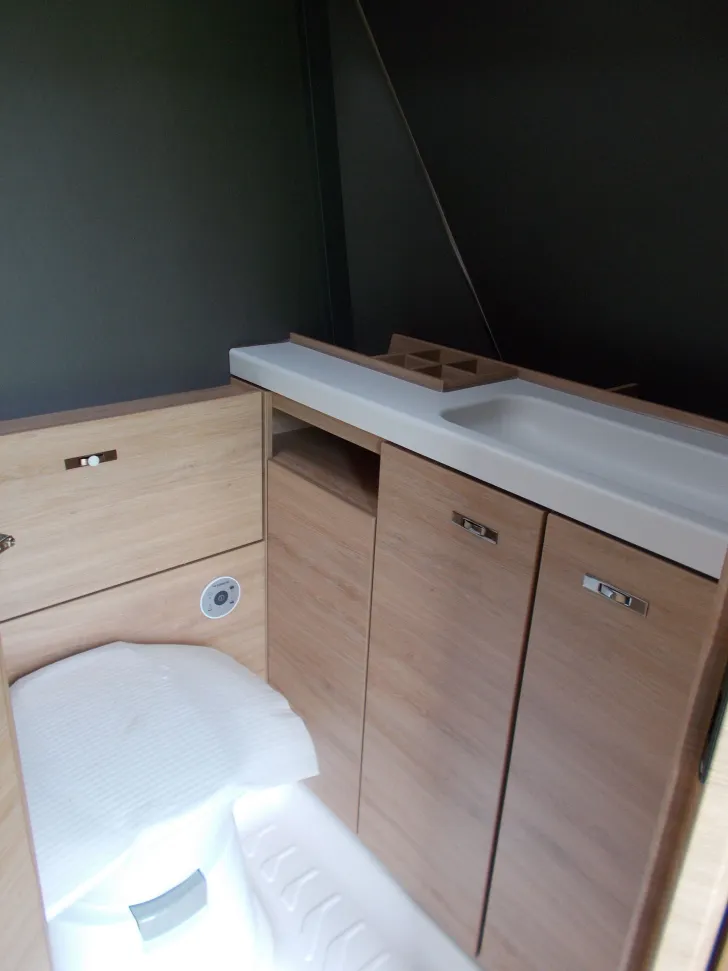 Fahrzeugbild Knaus Yaseo 340 PX #18