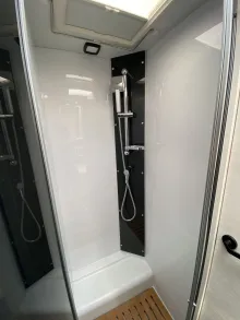 Fahrzeugbild Chausson Teilintegrierte 777 Etape Line 165PS Automatik #18