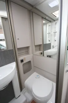 Fahrzeugbild Hymer Exsis-t 474 #23