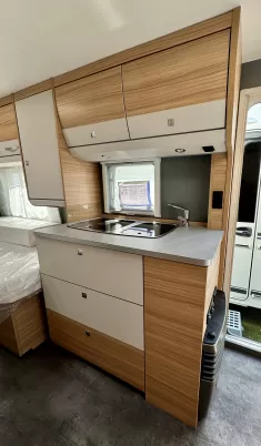 Bild 8 Dethleffs Camper 460 EL Abverkauf Lagerfahrzeug