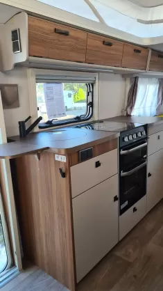 Bild 6 Hymer Eriba Touring 630 *Edition Legend*