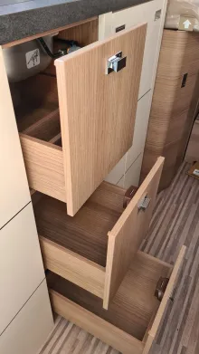 Fahrzeugbild Malibu Van First Class - Two Rooms 640 LE RB #15