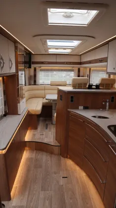 Bild 8 Dethleffs Grand Alpa I 7820-2