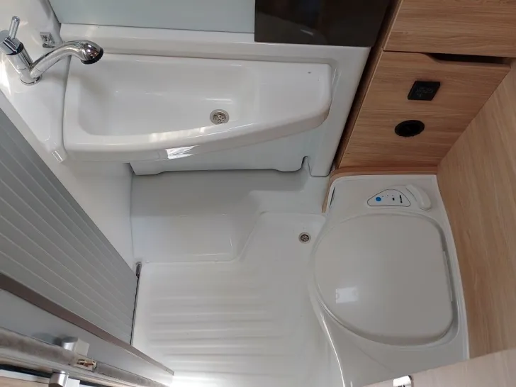 Fahrzeugbild Knaus Van TI Plus 650 MEG Platinum Selection 4x4 #15