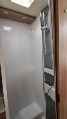 Fahrzeugbild Bürstner Limited T 726 G *gebraucht-geprüft-gekauft* #17