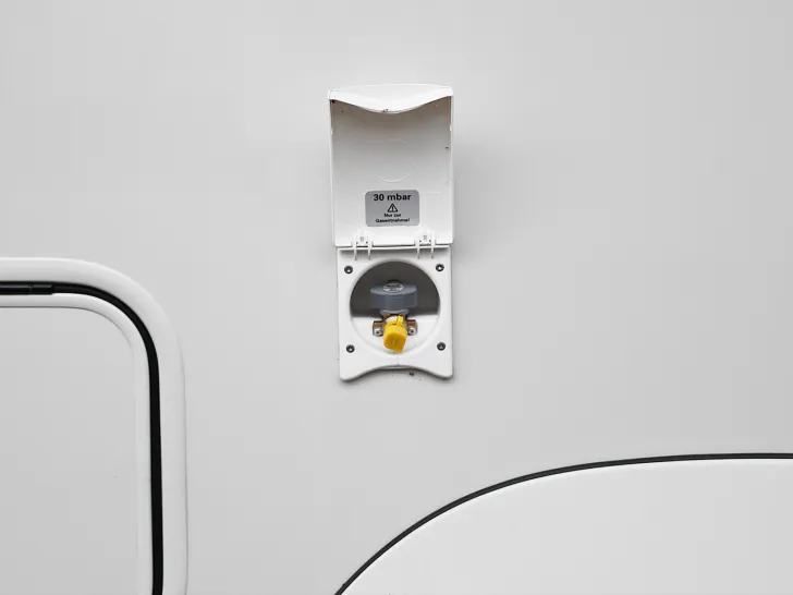 Fahrzeugbild Concorde CHARISMA 910 LI #8