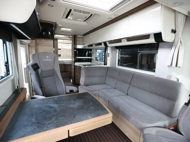 Fahrzeugbild Concorde CHARISMA 910 LI #13