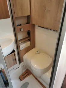 Fahrzeugbild Laika Ecovip L 2009 SAT80+TV/Fahrradtr./Markise* #12