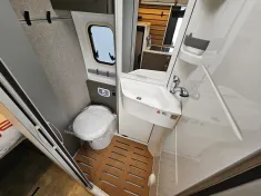 Bild 14 Hymer Camper Van Yellowstone Automatik Dachklima