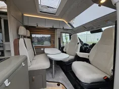 Bild 22 Hymer Camper Van Yellowstone Automatik Dachklima