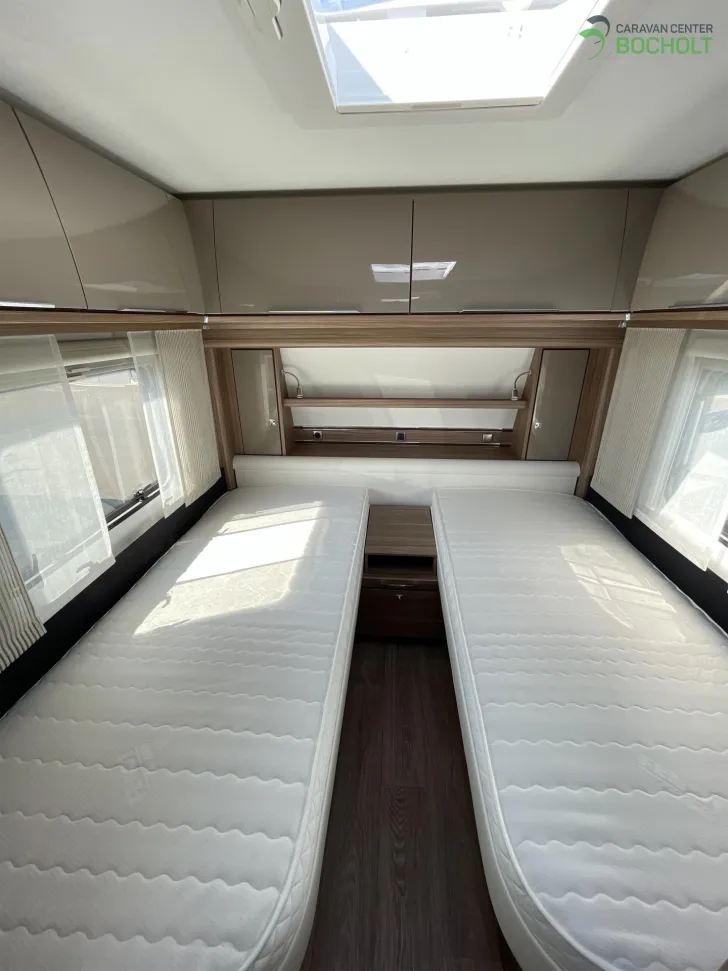 Fahrzeugbild Fendt Tendenza 515 SG Rollrost / Markise / Fliegenschutztür #8