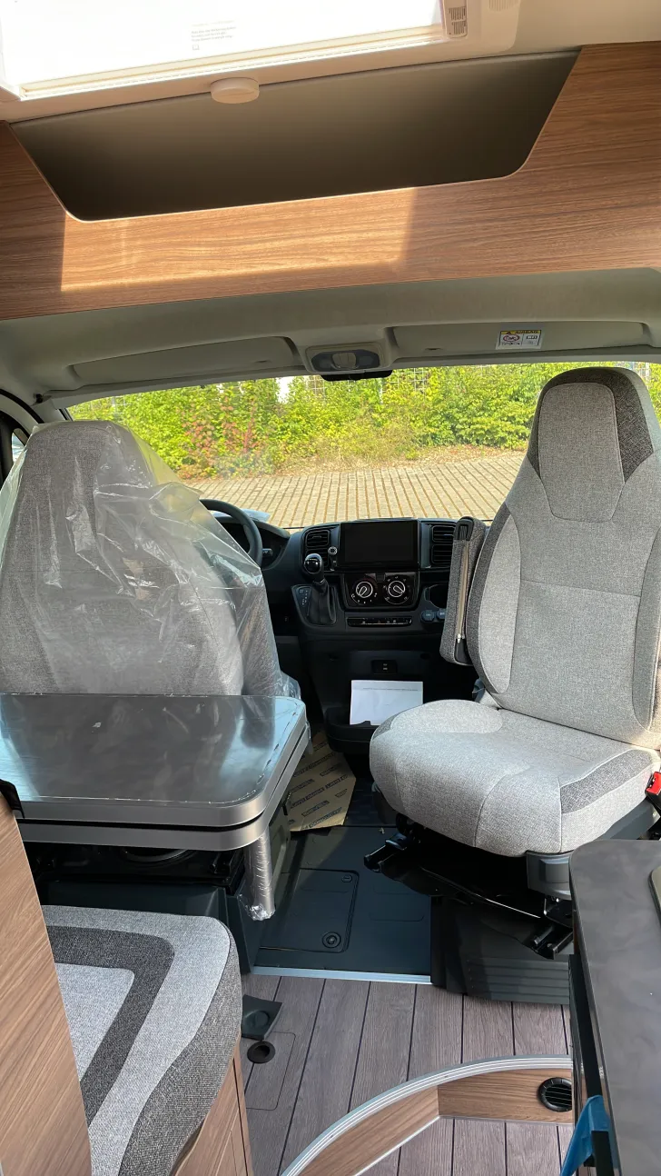 Sicht vorne-hinten Knaus BoxLife 600 ME Sofort verfügbar