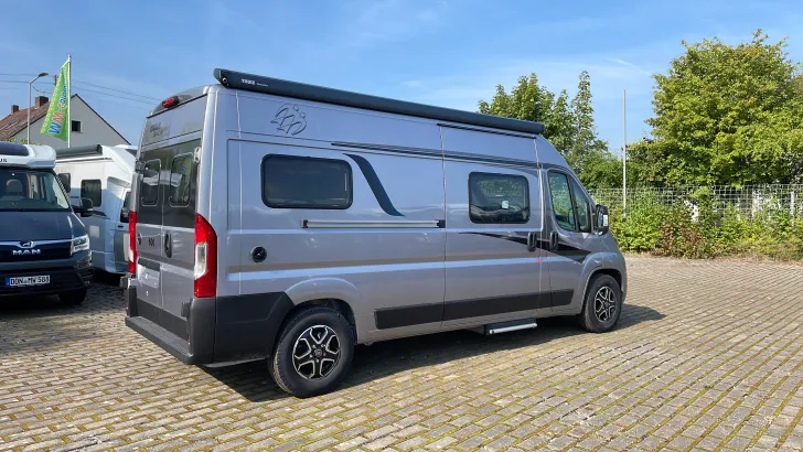 Schräg Hinten Knaus BoxLife 600 ME Sofort verfügbar