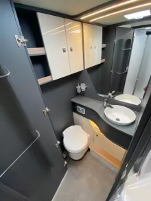 Fahrzeugbild Laika Kosmo H 1409 #6