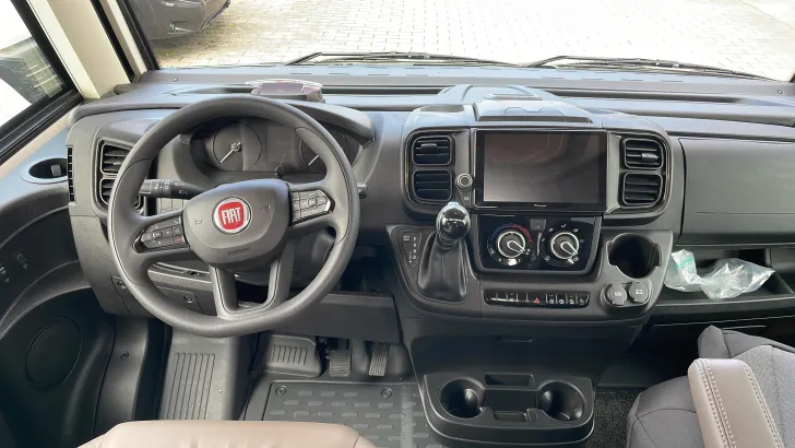 Fahrerhaus Knaus Sun I 700 LEG Sofort verfügbar