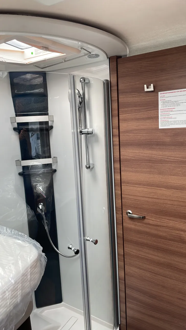 Dusche Knaus Sun I 700 LEG Sofort verfügbar