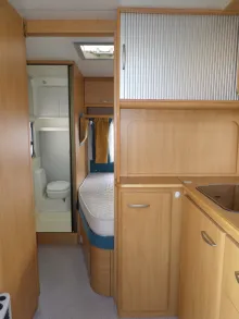 Fahrzeugbild Knaus Südwind 500 TF Nr. 93 - franz. Bett, RSG #18