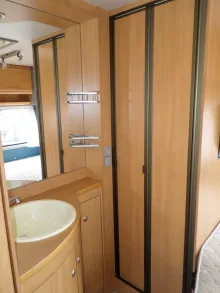 Fahrzeugbild Knaus Südwind 500 TF Nr. 93 - franz. Bett, RSG #26