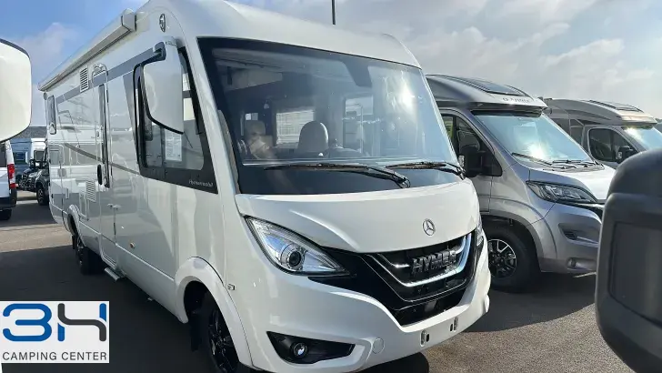 Schräg Vorne Hymer B-Klasse MC I 680