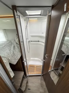 Bild 28 Hymer B-MC I 680 *Arktis*Lithium*Solar*Sat*