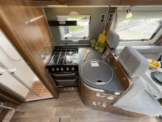 Bild 32 Hymer B-MC I 680 *Arktis*Lithium*Solar*Sat*