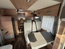 Sicht vorne-hinten Weinsberg CaraSuite 700 ME FIAT / Kamera, TV+Auto-Sat.