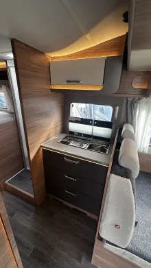 Fahrzeugbild Weinsberg CaraSuite 700 MEG #7