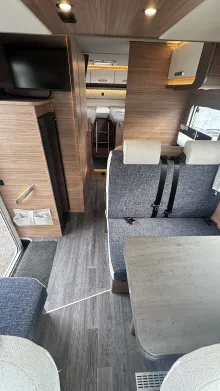 Fahrzeugbild Weinsberg CaraSuite 700 MEG #5