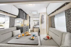 Bild 9 Hobby De Luxe 460 UFe