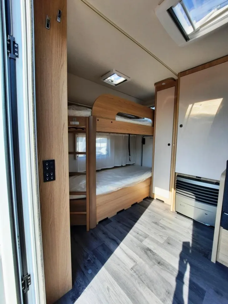 Fahrzeugbild LMC Vivo 522 K Sparen Sie 6.981,- € #11