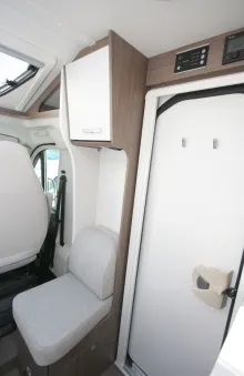 Fahrzeugbild Carado VAN V132 #8