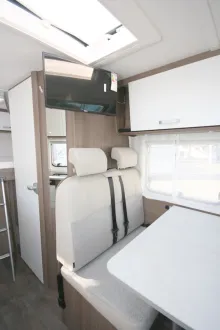 Fahrzeugbild Carado VAN V132 #15
