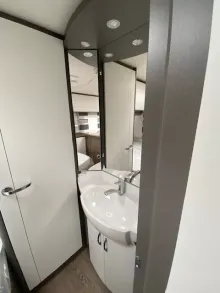 Fahrzeugbild Hobby Excellent Edition 560 KMFe #5