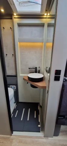 Fahrzeugbild Niesmann + Bischoff iSMOVE 6.9 E Sie sparen 17.815,-€!! -10%!! #27