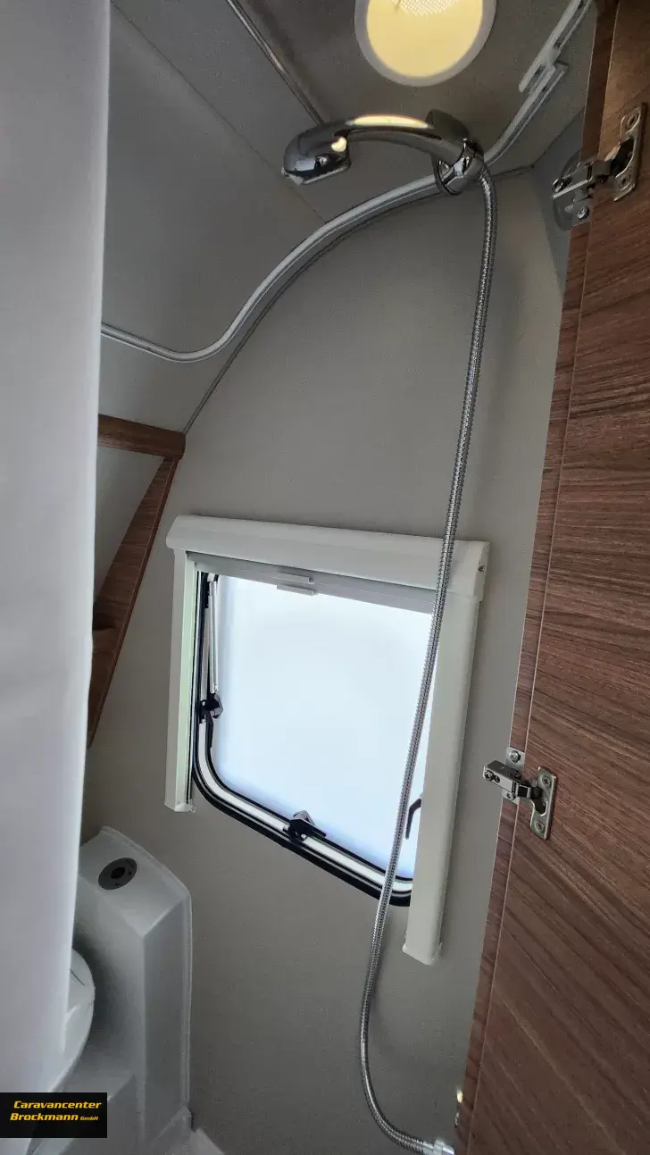 Fahrzeugbild Weinsberg CaraOne EDITION HOT 450 FU sofort verfügbar UVP24080Euro #12