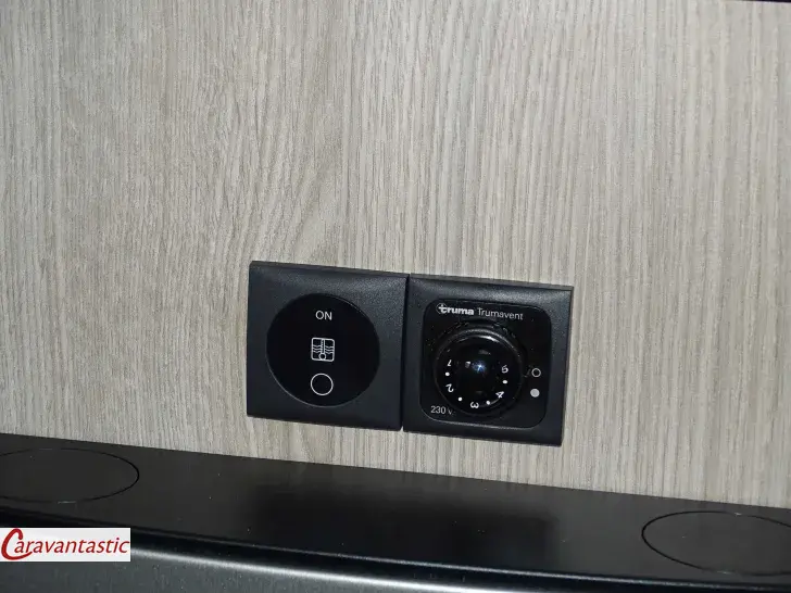 Fahrzeugbild Bürstner PREMIO LIFE 425 TS #9