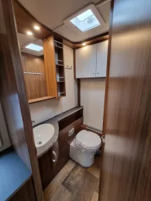 Fahrzeugbild Polar 560 FWA Top Ausstattung Blueline #12