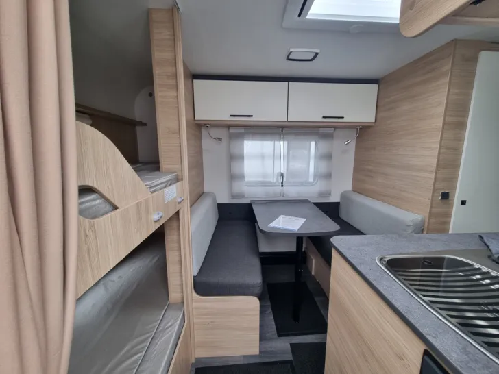 Fahrzeugbild Caravelair Alba 426 Family #7