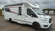 Schräg Vorne LMC Tourer Lift H 664 G