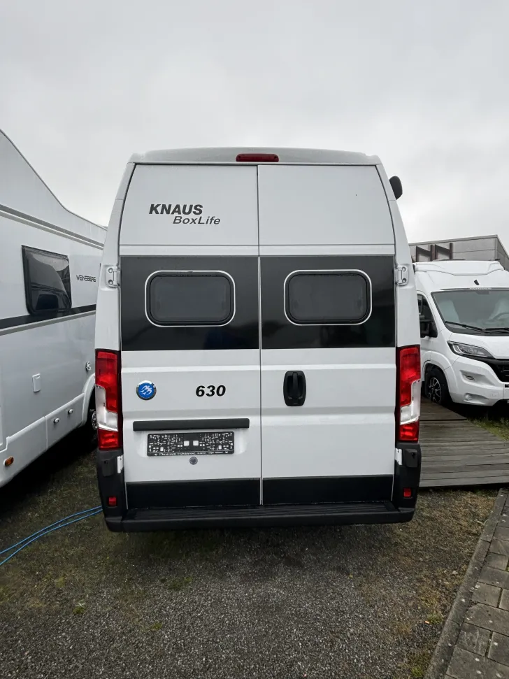 Frontal Hinten Knaus BoxLife 630 ME Automatik 4 Pakete, S7 Fenster