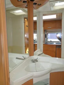 Fahrzeugbild Chateau sonstige Calypso 440 CT Nr. 96 - Doppelbett #24
