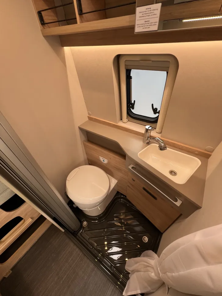 Fahrzeugbild Dethleffs Globetrail 600 DK Fiat #9