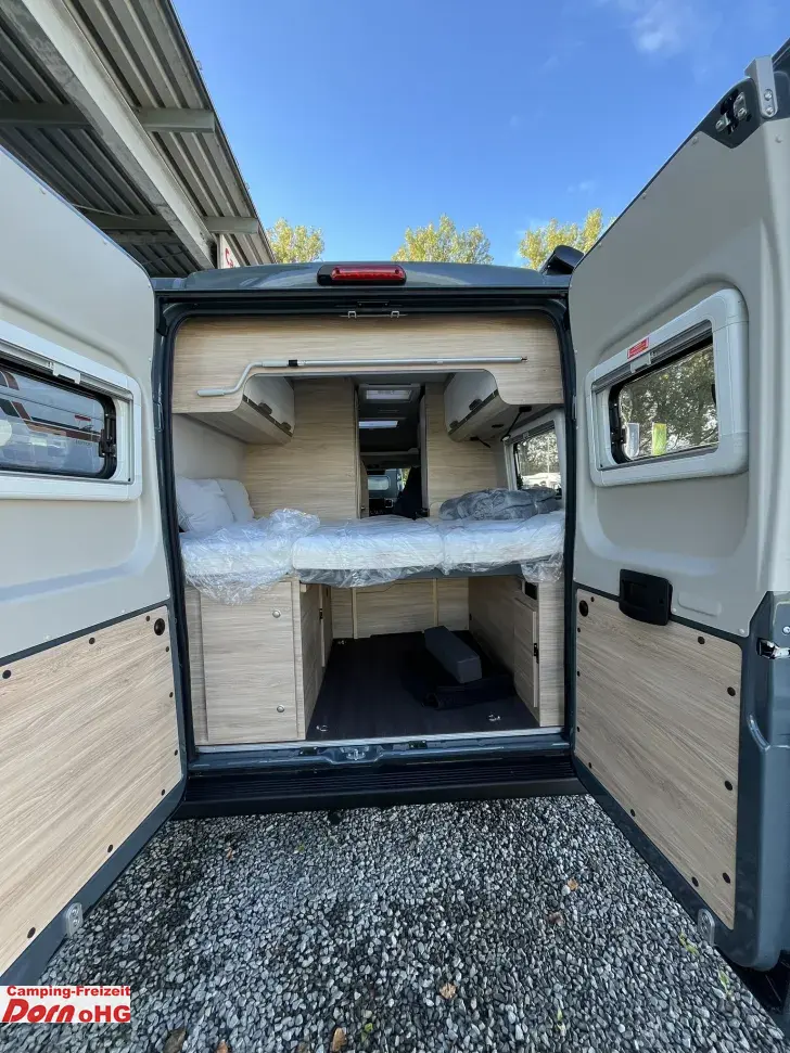 Fahrzeugbild Knaus BoxLife Pro 600 STREET 60 Years Mon.Rate € 592,00 #8