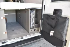 Bild 51 Hymer Camper Van Yosemite Längsbetten, 5,99m, Skyview