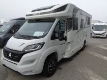 Fahrzeugbild McLouis Mc 4 873 #4