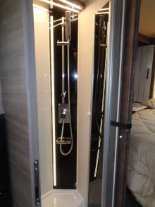 Fahrzeugbild McLouis Mc 4 881 Kat. 2 Autom.-GETRIEBE #10