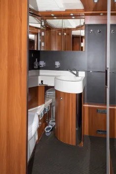 Bild 10 Carthago CHIC E-LINE I 58 XL S LINERCLASS