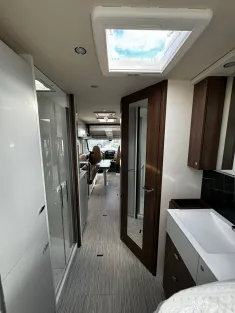 Bild 6 Bürstner Elegance I 910 G