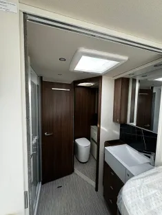 Bild 14 Bürstner Elegance I 910 G